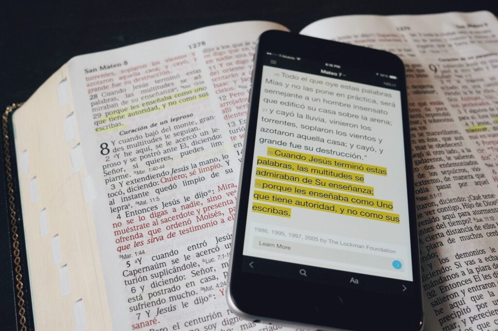 Aplicativos de Versículos Bíblicos Diários