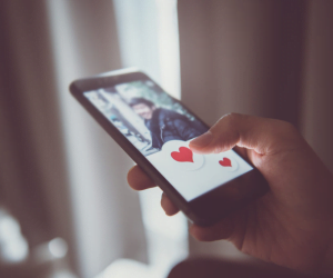 Aplicativos de Relacionamento: Facilitando Conexões em um Mundo Digital