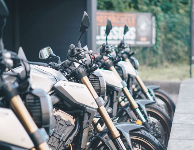 Como Encontrar Ofertas Incríveis em Leilões de Motos nos EUA
